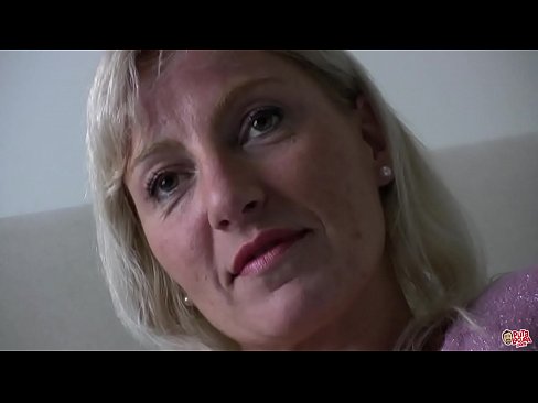 ❤️ Die Mutter, die wir alle gefickt haben ... Lady, benehmen Sie sich! ️  Sex bei porn de.libporno.ru ﹏